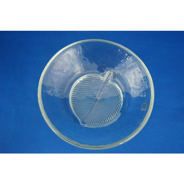 Mid-Century Modern Vintage Centerpiece Emptier in Iridescent Murano Glass with Leaf by Alfredo Barbini, 1950s For Sale - Image 3 of 18