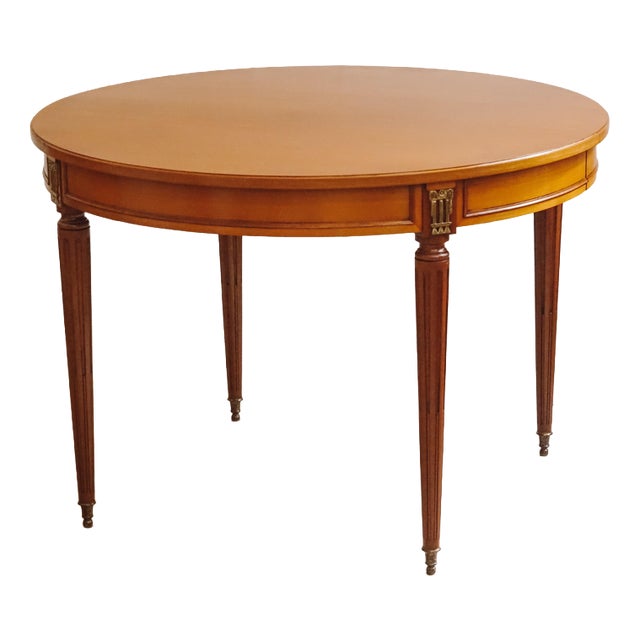 Antique Louis XVI Round Cherrywood Dining Table, 19th Century For Sale