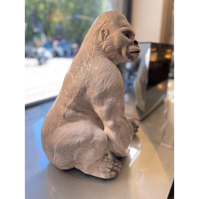 Seated Gorilla Sculpture in White Ceramic by Ronzan, 1950s For Sale - Image 15 of 18