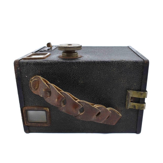 Antique Art Deco Agfa Ansco B2 Shur-Shot Box Camera With Braided Leather Handle For Sale - Image 6 of 8