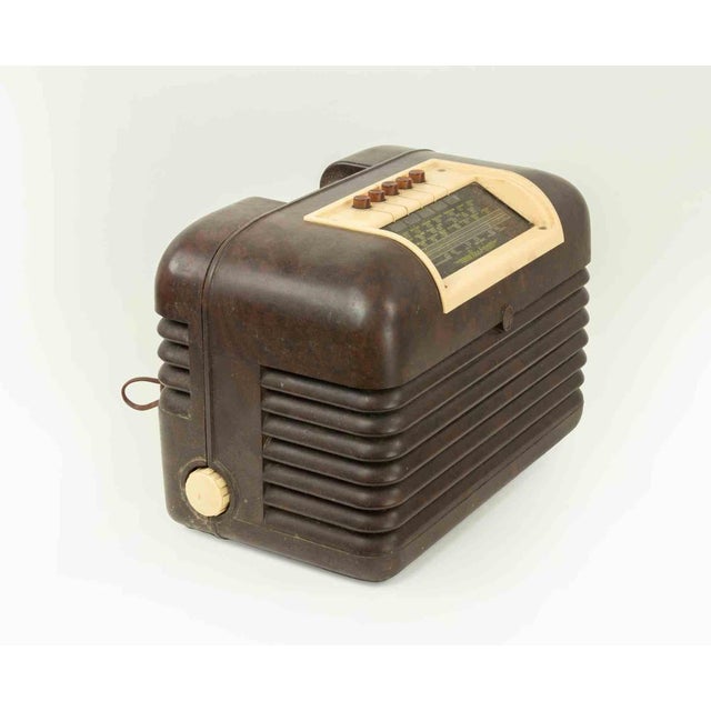 Vintage Radio DAC10 in Bakelite and Resin from Bush, Italy, 1950s For Sale - Image 3 of 5