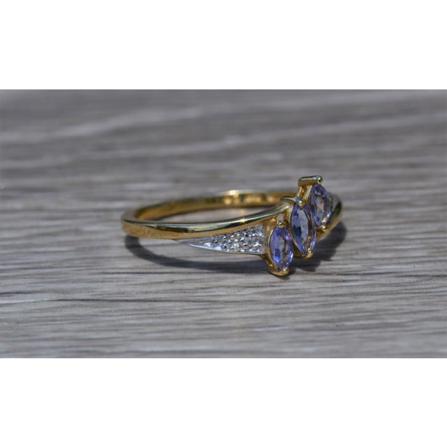 2000 - 2009 The Aubrieta: Ladies Simple Yellow Gold Tanzanite and Diamond Ring For Sale - Image 5 of 8