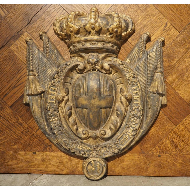 Metal Antique Gilded Cast Iron Coat of Arms Plaque, the House of Savoy, C. 1900 For Sale - Image 7 of 13