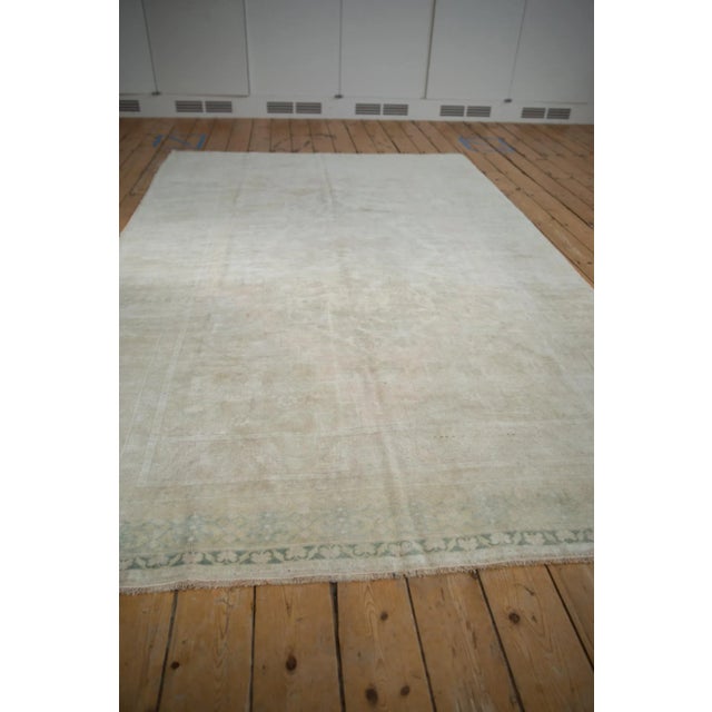 Shabby Chic Vintage Distressed Oushak Rug - 6'1" X 9'7" For Sale - Image 3 of 11