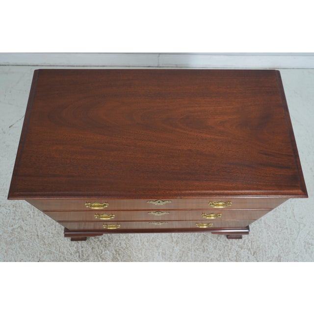 Biggs 3 Drawer Thomas Jefferson Mahogany Chest For Sale In Philadelphia - Image 6 of 12