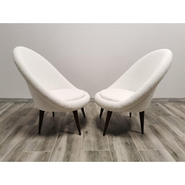 White Mid-Century White Wool Armchairs, Set of 2 For Sale - Image 8 of 17
