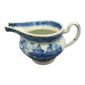 Circa 1830 Chinese Export Porcelain Blue Canton Gravy Boat