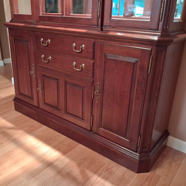 Late 20th Century Vintage Pennsylvania House Cherry China Cabinet For Sale - Image 5 of 13