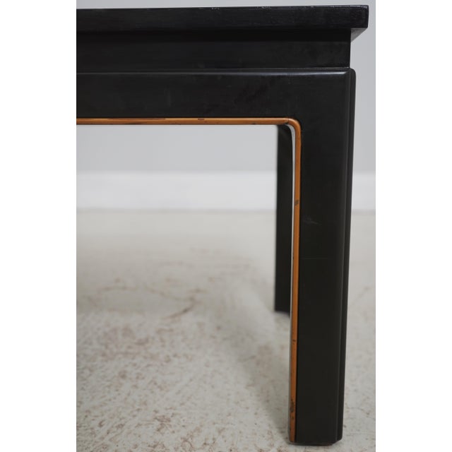 1950s Beacon Hill Chinoiserie Decorated Coffee Cocktail Table For Sale - Image 5 of 13