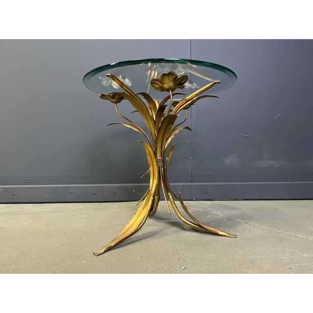 Vintage Gilt Metal Flower Side Table, 1960s, in Good conditions. Designed 1960 to 1969
