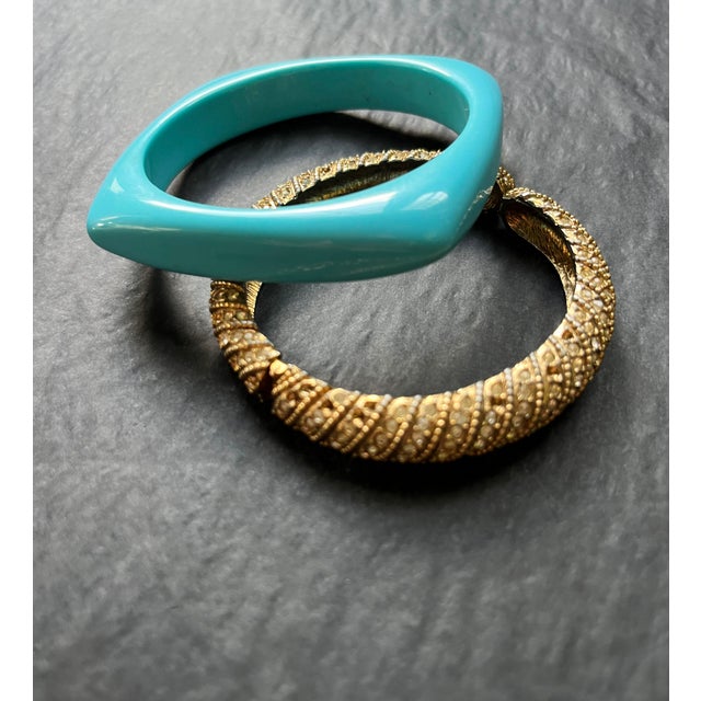 1980s Pair of Vinage Italian Nautical Inspired Bangle Bracelets For Sale - Image 9 of 10
