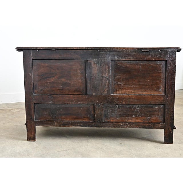 English English 18th Century Oak Mule Chest For Sale - Image 3 of 13