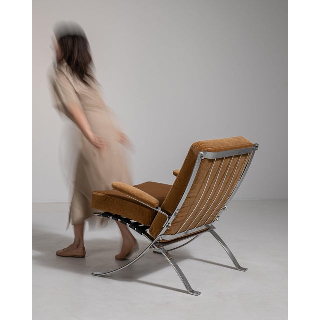 1960-1969 Italy Warm Burnt Orange Chrome-Frame Lounge Chair For Sale - Image 9 of 11