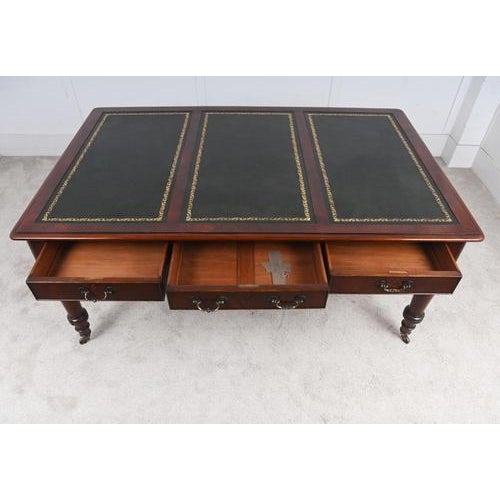 Victorian Mahogany Library Table or Desk, 1880 For Sale - Image 5 of 11
