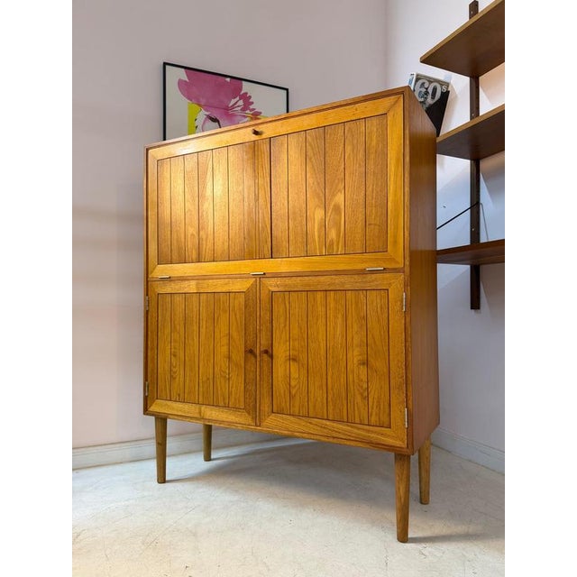 Oak Bar Cabinet by Rud Thygesen & Johnny Sørensen for HG Furniture For Sale - Image 3 of 11