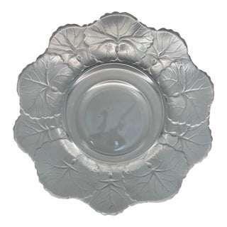 Vintage Lalique Honfleur Frosted Crystal Geranium Ashtray For Sale