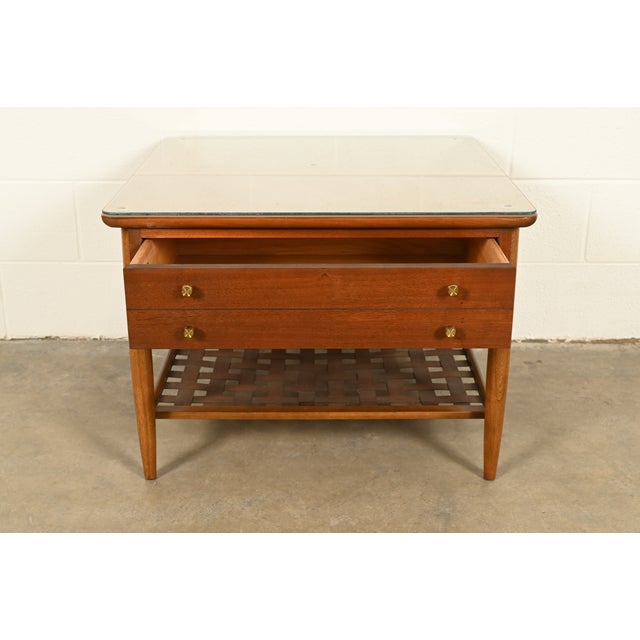 Brown Paul McCobb Style Mid-Century Modern Walnut and Woven Shelf End Table by Lane, Circa 1960s For Sale - Image 8 of 17