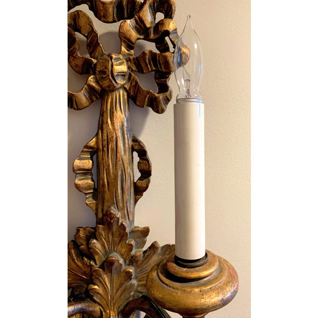 Wood Early 20th Century Italian Gilt Wood Carved Sconce For Sale - Image 7 of 12