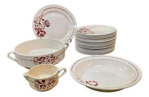 Leo Series Service from Saint Amandinoise, Set of 24