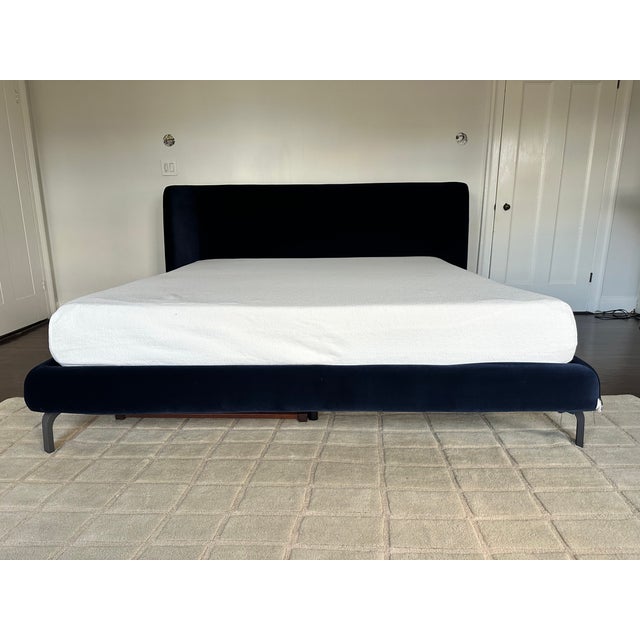Contemporary Contemporary Desdemone Bed Attributed to Ligne Roset For Sale - Image 3 of 6