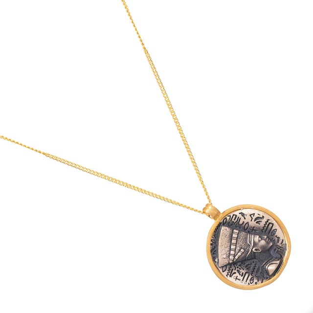 Gold Eternal Grace Nefertiti Gold and Silver Chain Necklace For Sale - Image 8 of 9