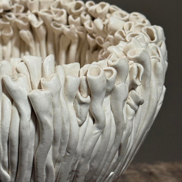 White Vintage Surrealist Biomorphic Anemone Glazed White Ceramic Vase by Hannelore Fasciszewski (German, 1928–2024), Signed For Sale - Image 8 of 11