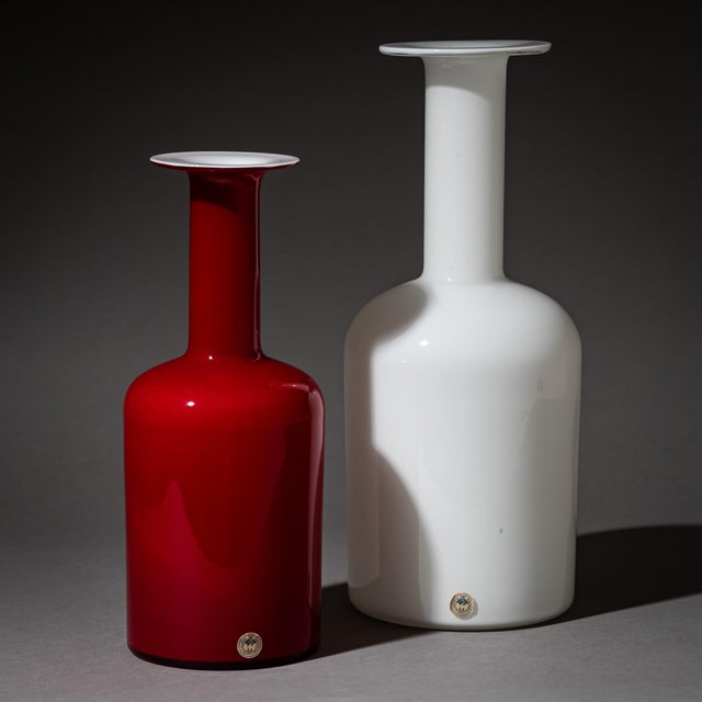 Red and White Glass Vases by Otto Brauer for Holmegaard, Denmark, 1960s, Set of 2 For Sale - Image 13 of 13