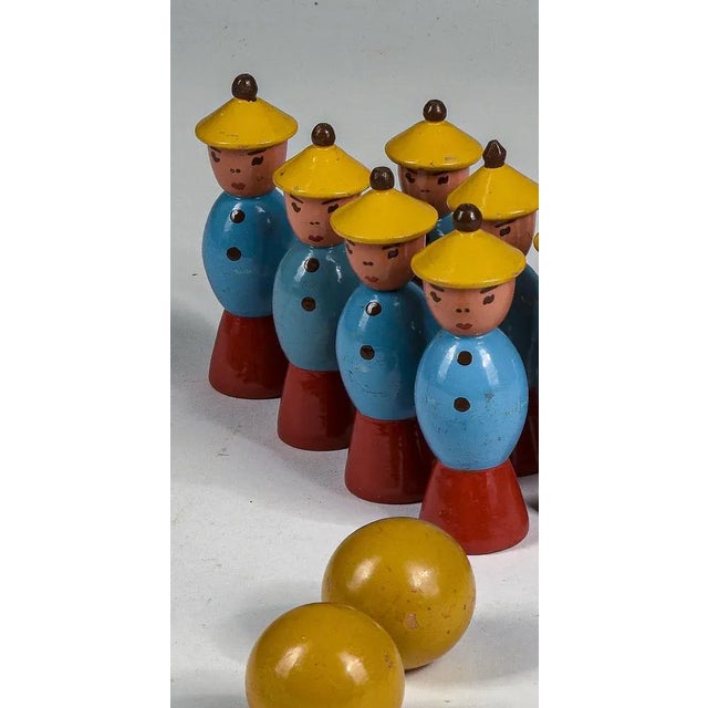 Wooden toy game from the 1940s by gurman bowling 10 figures with yellow hats and 2 original yellow balls in perfect...