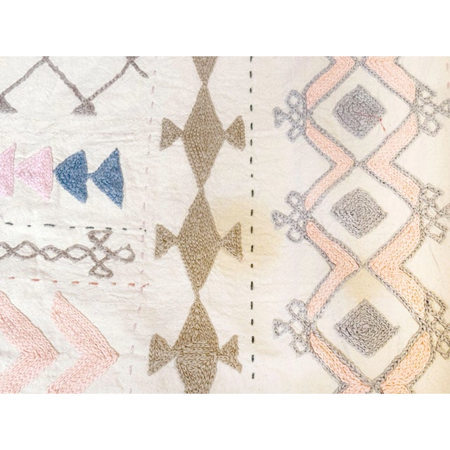 Textile Harmonious Lavender Hand-Stitched Cotton Tribal Kantha Throw For Sale - Image 7 of 12