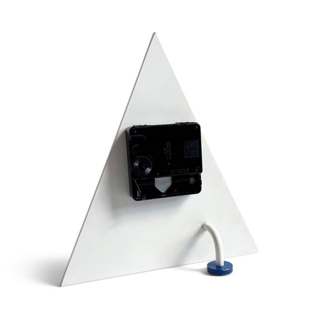 White 1980s Postmodern Triangular Desk Clock by Jeco For Sale - Image 8 of 9