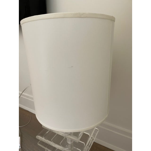 Karl Springer Vintage Karl Springer Style Stacked Lucite Table Lamp For Sale - Image 4 of 9