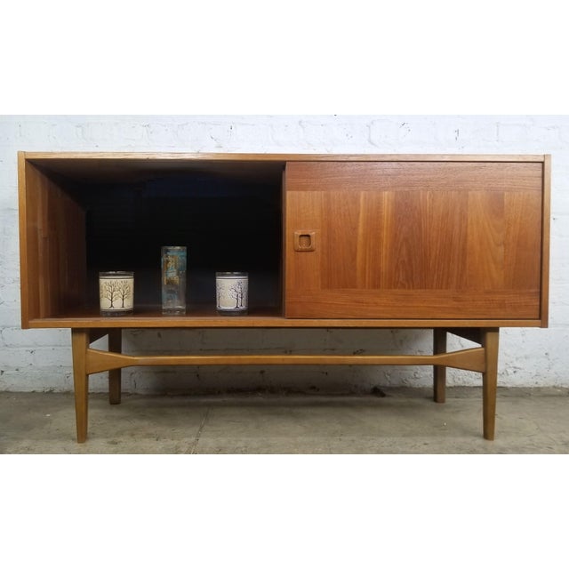Wood 1970s Danish Modern Mid Century Compact Credenza Buffet Bar Cabinet For Sale - Image 7 of 11