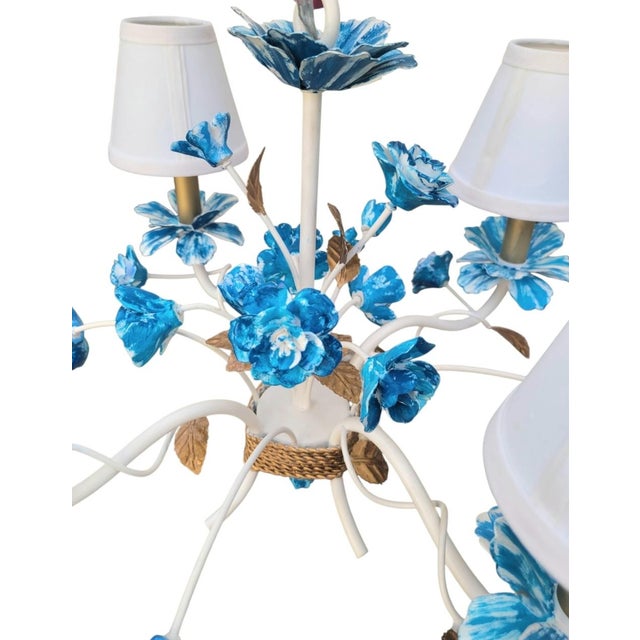 Vintage Small 4 Light Tole Newly Hand Painted Blue White Chinoiserie Rose Leaf Chandelier For Sale In West Palm - Image 6 of 9