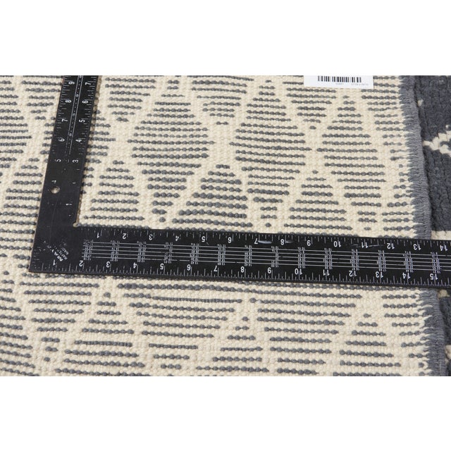 Textile Contemporary Turkish Moroccan Rug, 07'08 X 09'10 For Sale - Image 7 of 10