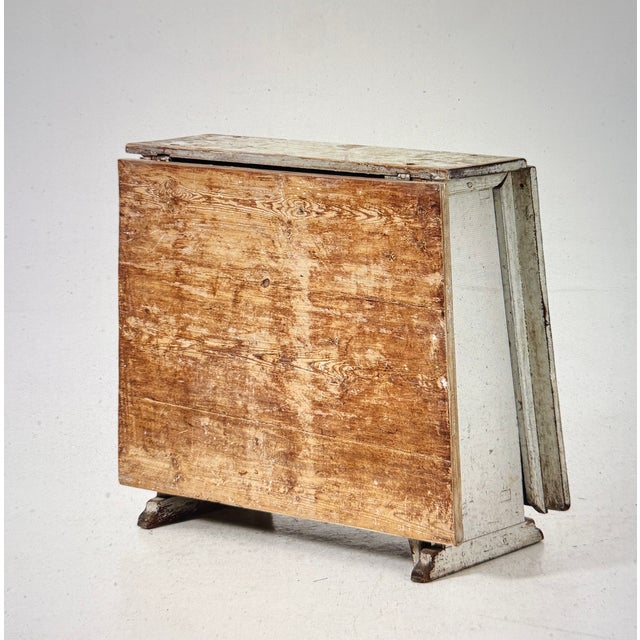 Antique Folding Table, 1850, in Worn conditions. Designed before 1890