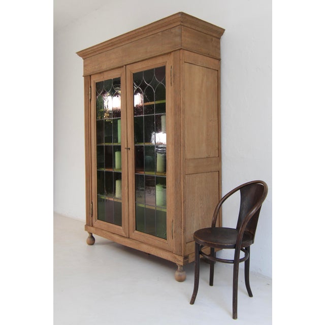 Early 20th Century Leaded Glass Display Cabinet, 1890s For Sale - Image 3 of 18