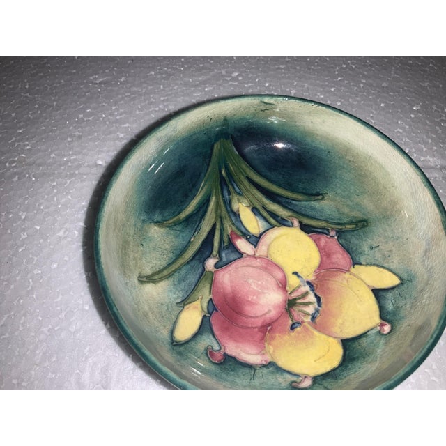 Vintage Moorcroft Pottery Pin Dish “Arum Lily” Pattern For Sale - Image 4 of 7