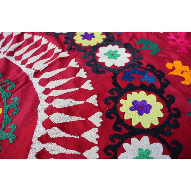 Vintage Hand Embroidered Suzani Wall Hanging, 1920s For Sale - Image 11 of 18