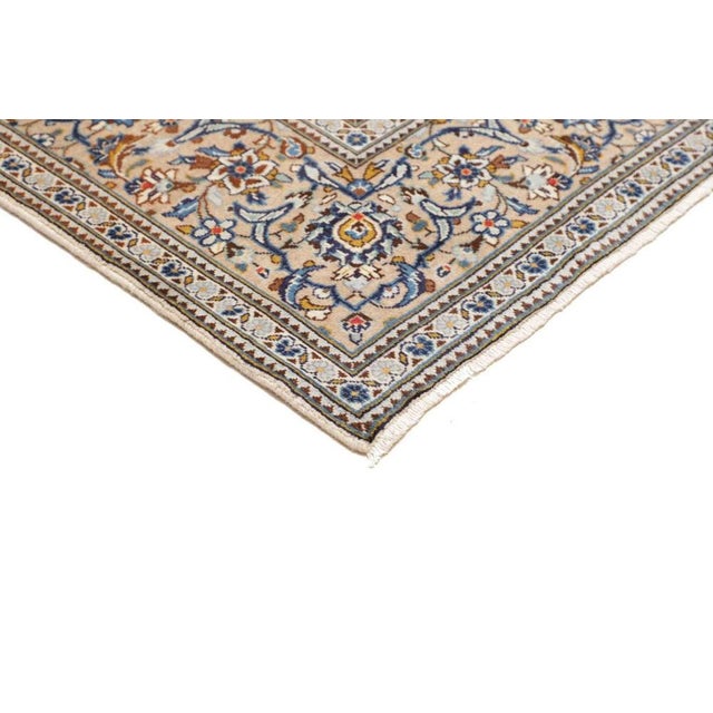 Kashan Rug in Hand-Knotted Wool For Sale - Image 5 of 11