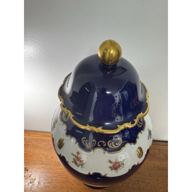 Vintage Wallendorf 1764 Echt Kobalt Cobalt Blue Floral Gold Lidded Vase GDR For Sale - Image 15 of 18