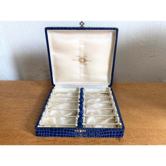 1960s Silver-Plated Metal Knife Rests in Box from Silversmith Sfam, Croix, France, 1960s, Set of 12 For Sale - Image 5 of 5