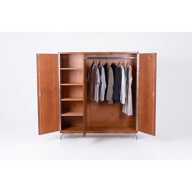 Bauhaus Bauhaus Wardrobe in Chromed Steel and Walnut by Slezak, Czech, 1930s For Sale - Image 3 of 10