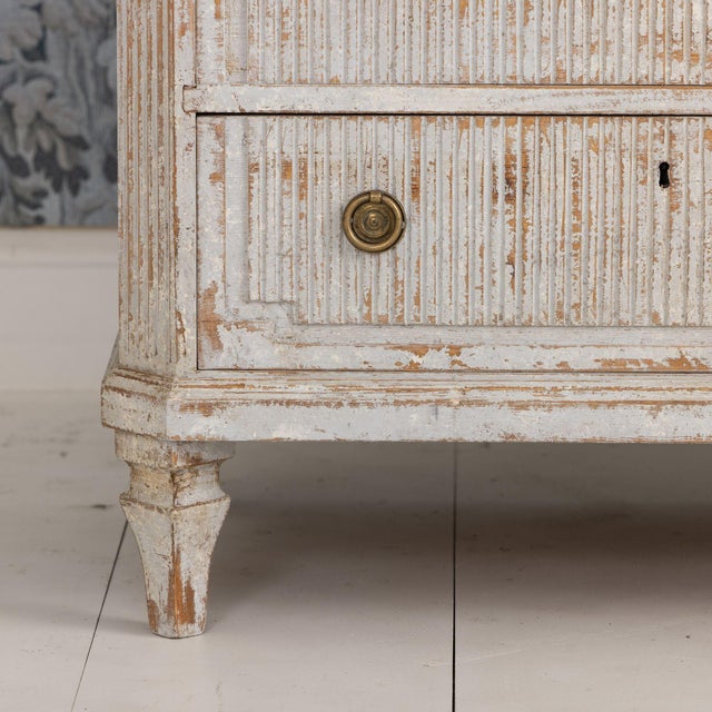 Pair 19th C. Swedish Gustavian Painted Bedside Commodes With Reeded Drawers For Sale - Image 4 of 17