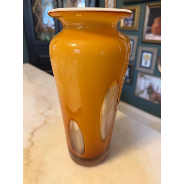 1960s Mid Century Modern Cased Glass "Finestre" Window Vase – Vibrant Orange & Opaque White For Sale - Image 4 of 9