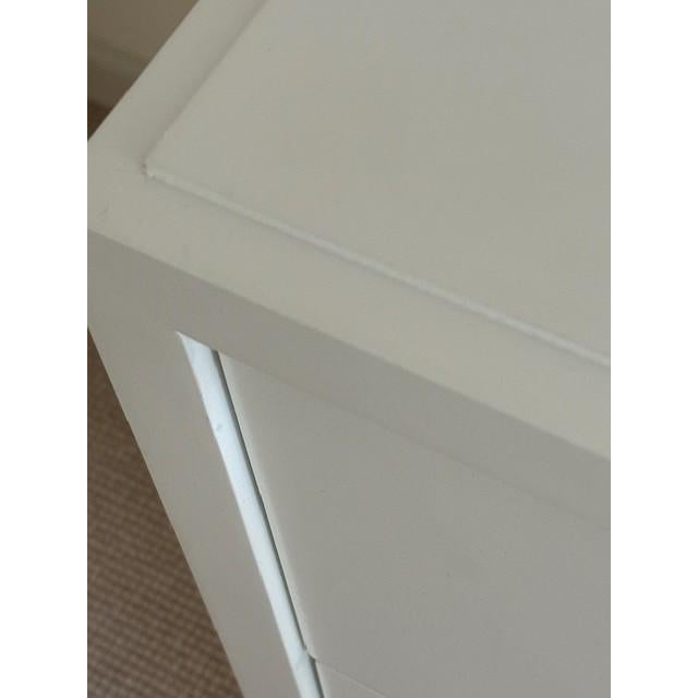 2020s Vanguard Contemporary 6 Drawer White Painted Chest For Sale - Image 5 of 6