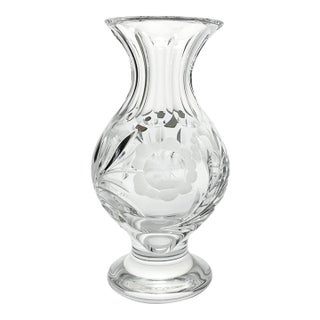 1960s Vintage Nachtmann Footed Presentation Rose Flower Etched Bleikristall Crystal Vase For Sale
