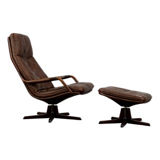 Set of Mid-Century Danish Modern Brown Leather Adjustable Easy Chair and Ottoman from Berg Furniture, 1970s For Sale