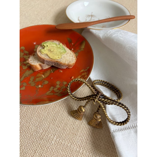 Vintage Mid Century Regency Brass Tassel Bow Napkin Rings Set of 13 For Sale - Image 9 of 10
