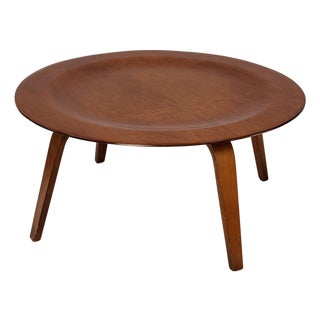Original 1950s Charles and Ray Eames CTW Molded Plywood Coffee Table For Sale