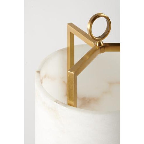 Brass and Alabaster Lantern Table Lamp by Matlight Milano For Sale - Image 4 of 8